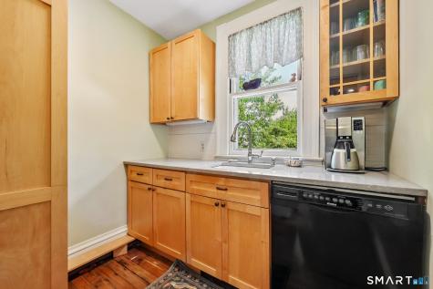 236 Oxford Street Hartford CT 06105