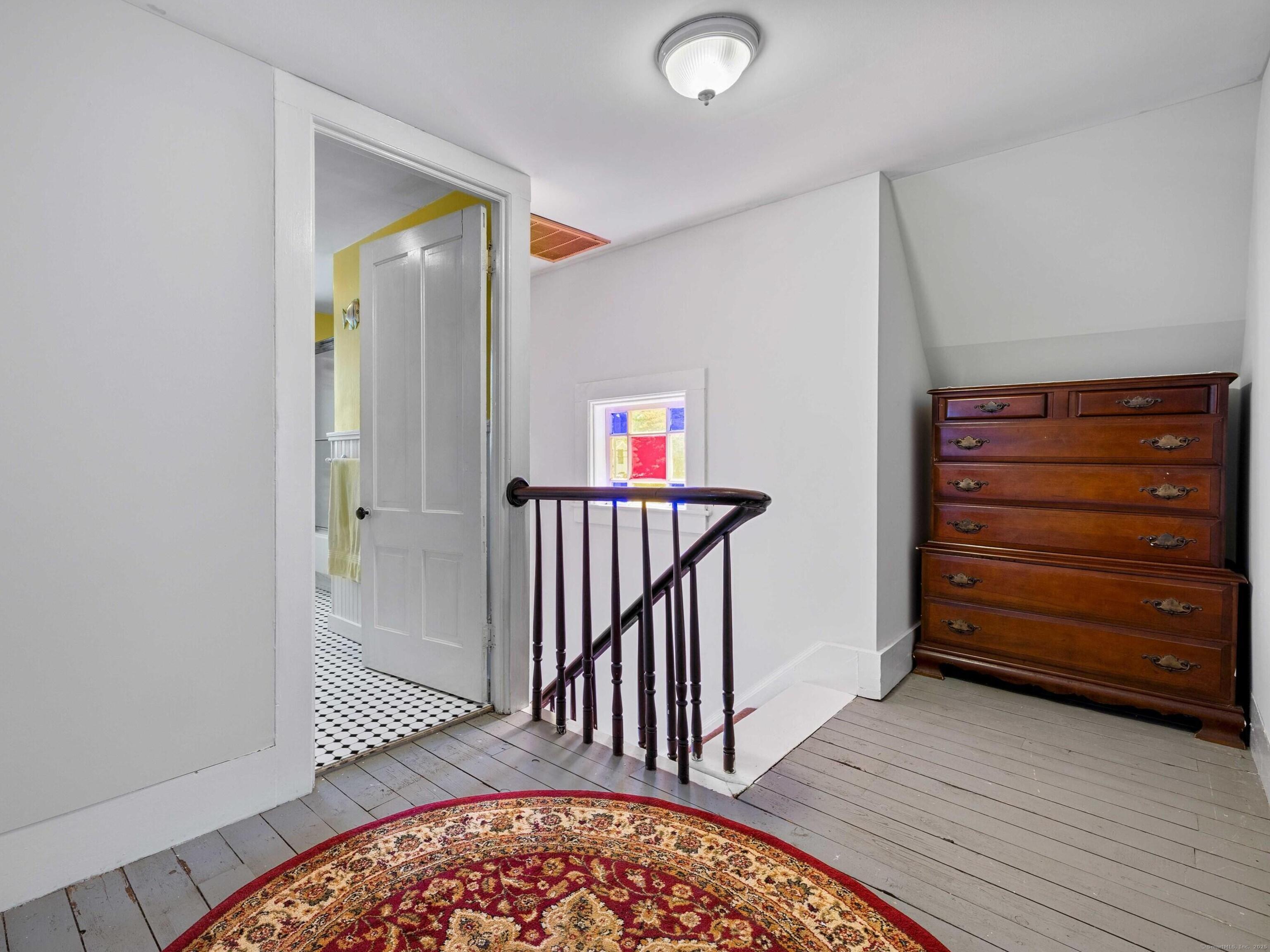 7 Nichols Lane Waterford CT 06385