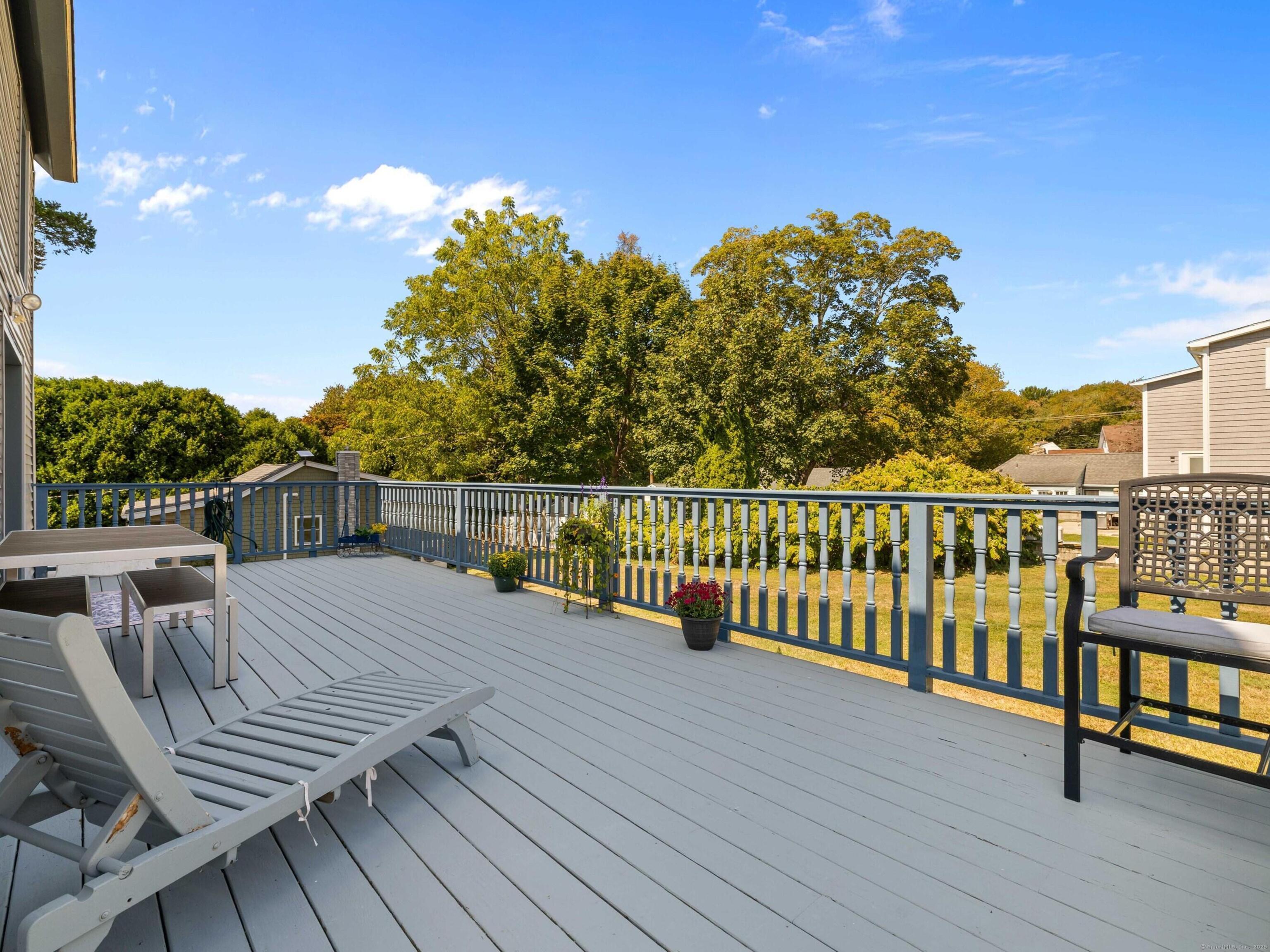 7 Nichols Lane Waterford CT 06385