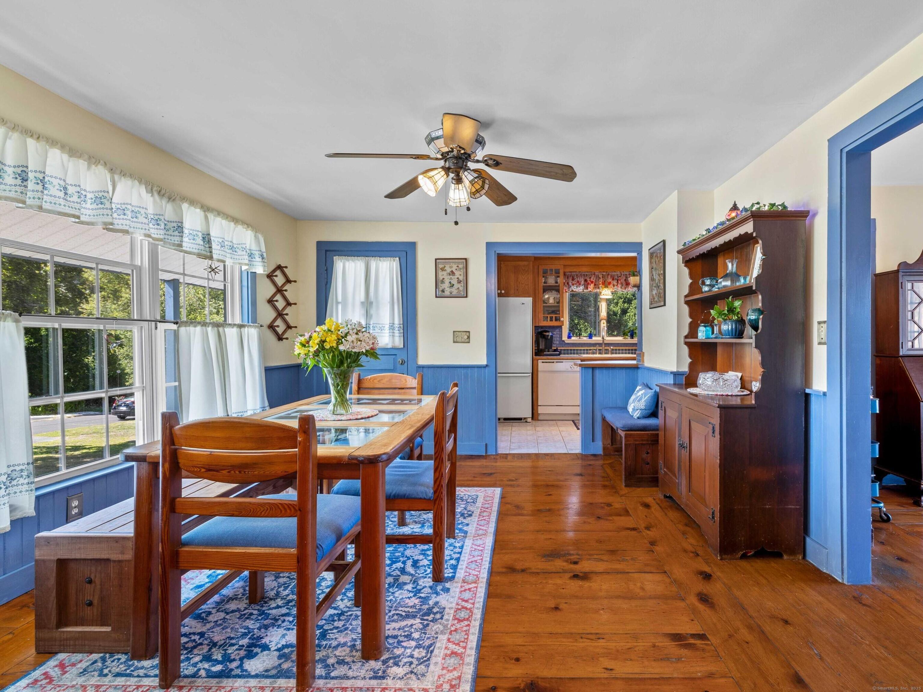 7 Nichols Lane Waterford CT 06385