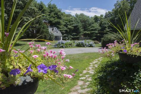 12 Castle Hill Road Stonington CT 06379