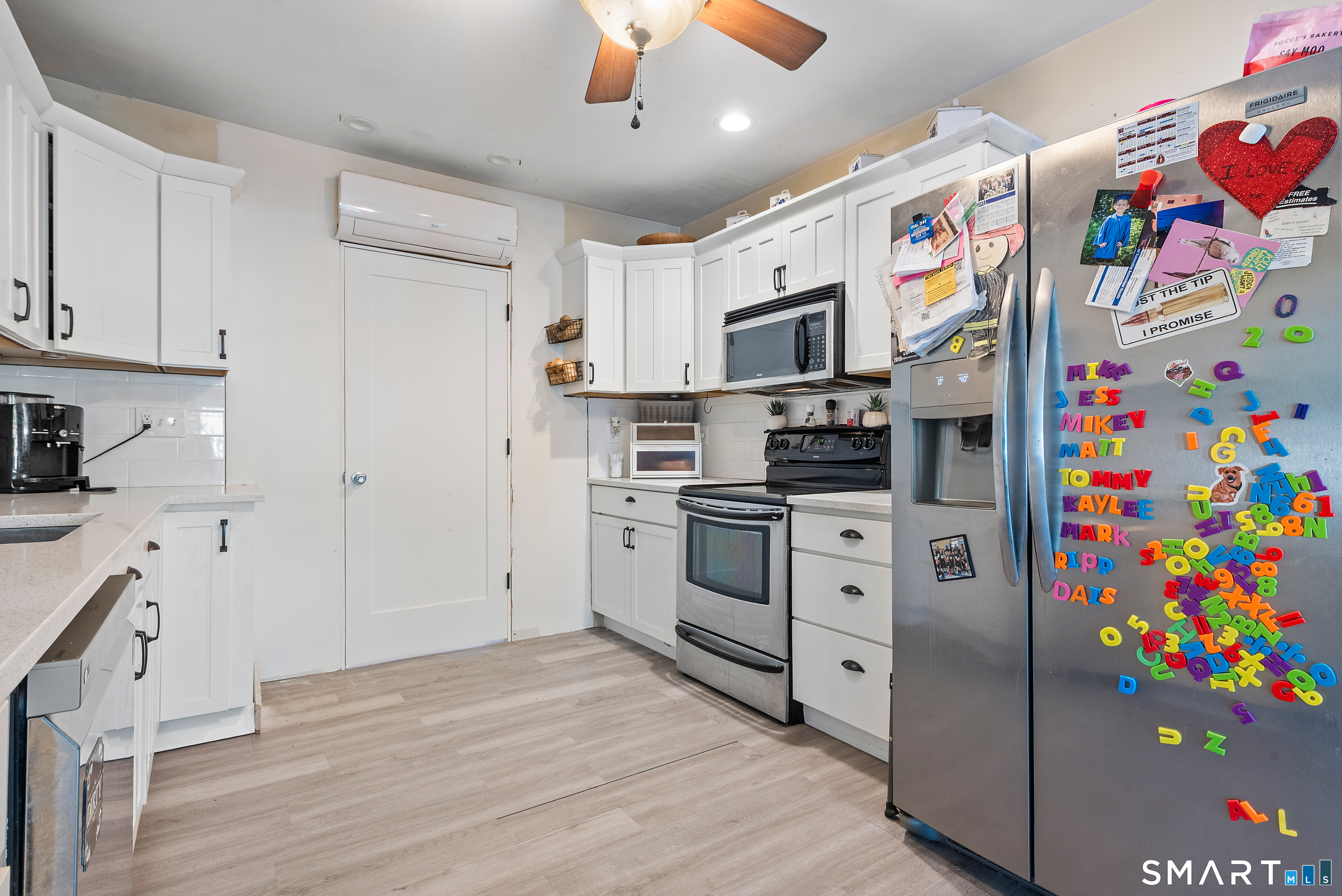 24 Postman Highway North Haven CT 06473