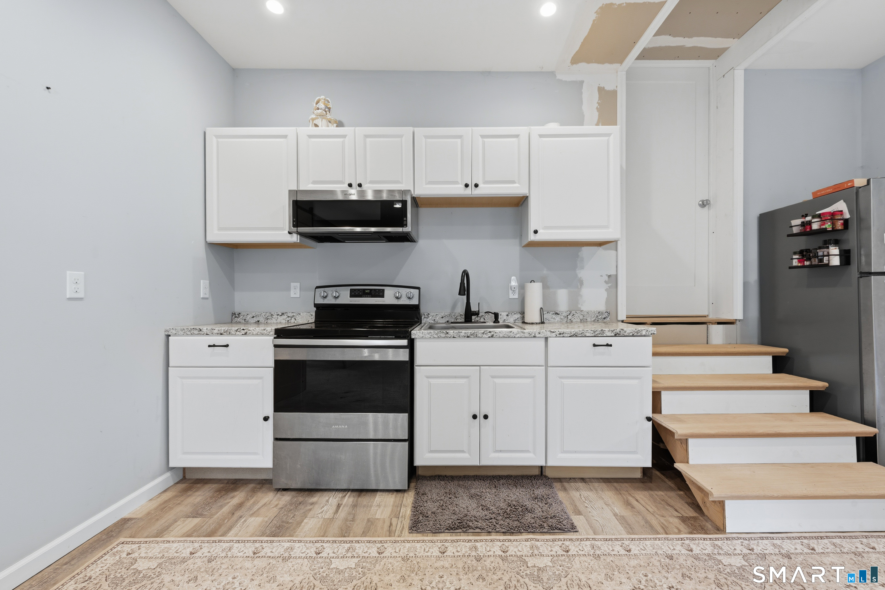 24 Postman Highway North Haven CT 06473