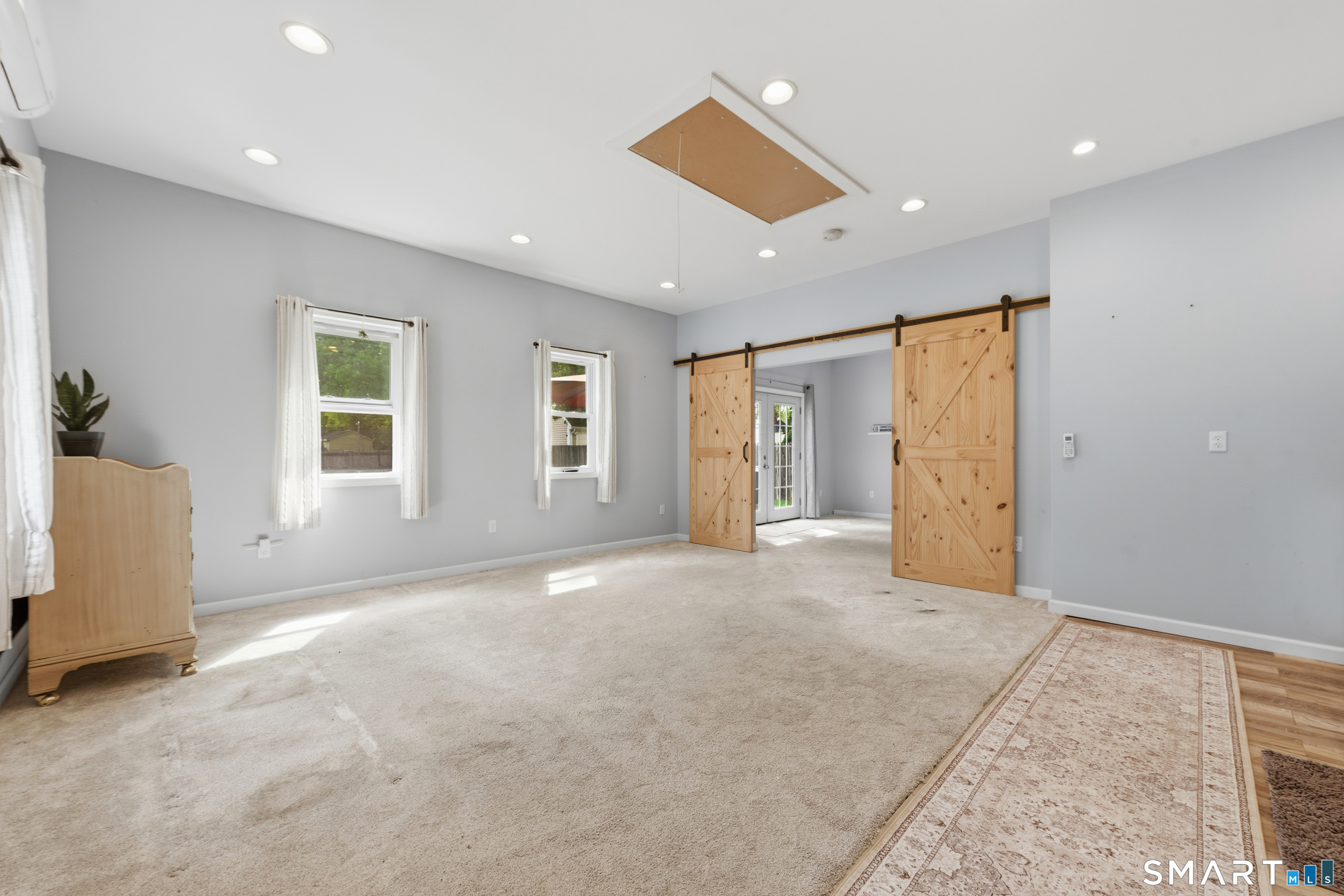24 Postman Highway North Haven CT 06473
