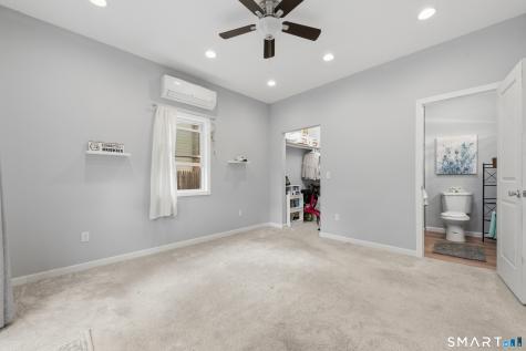 24 Postman Highway North Haven CT 06473
