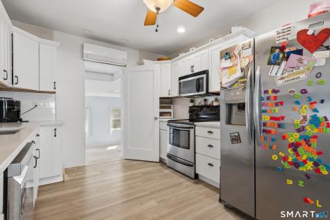 24 Postman Highway North Haven CT 06473