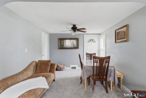 64 Mckinley Street Manchester CT 06040