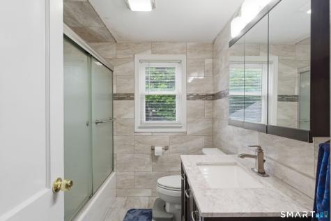 64 Mckinley Street Manchester CT 06040