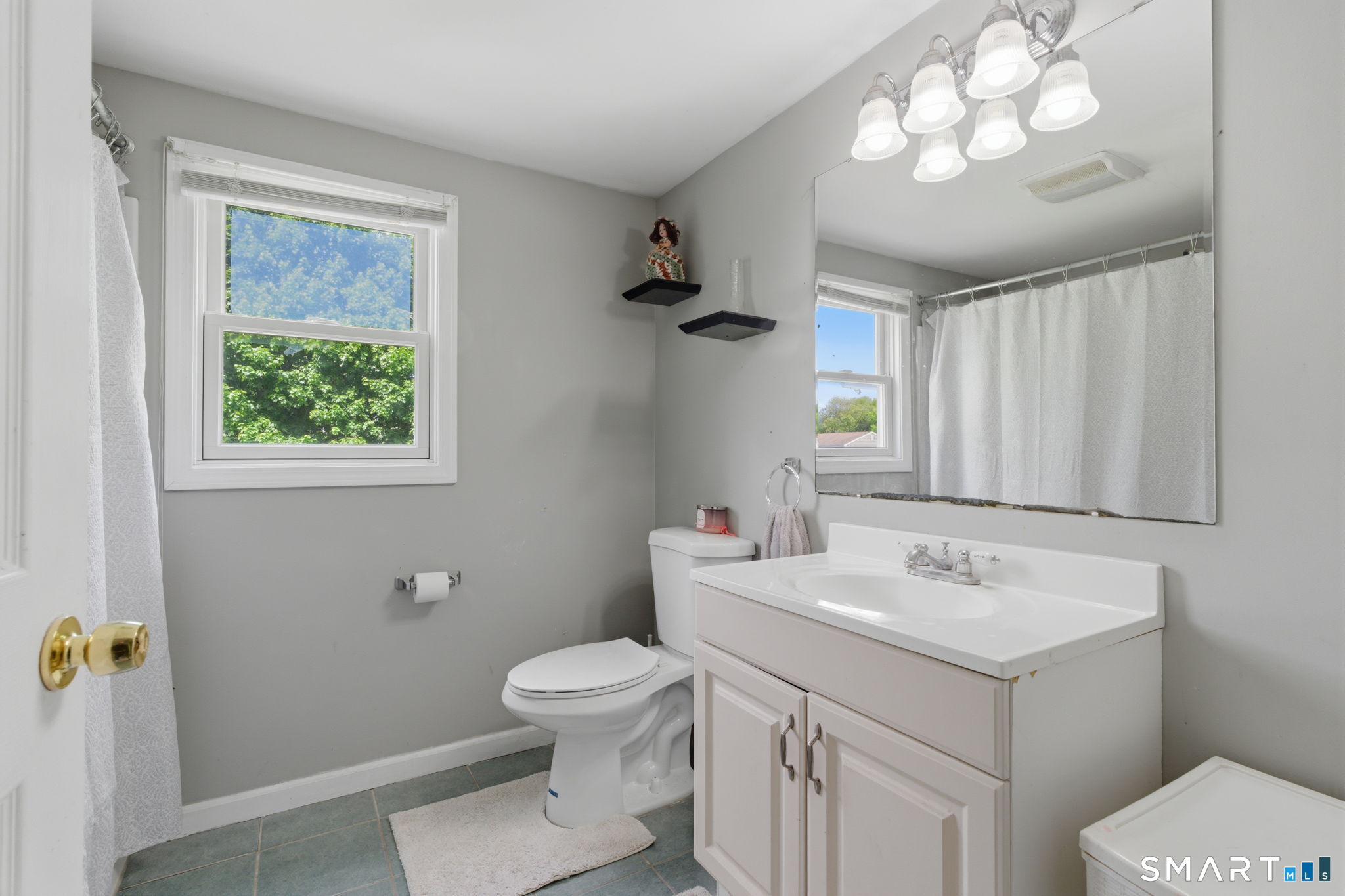 64 Mckinley Street Manchester CT 06040