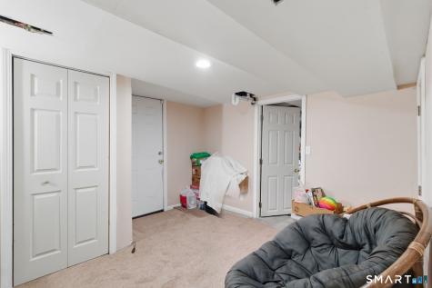 64 Mckinley Street Manchester CT 06040