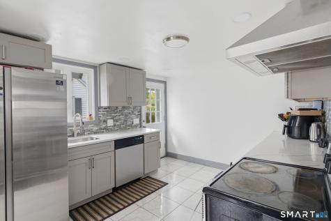 64 Mckinley Street Manchester CT 06040
