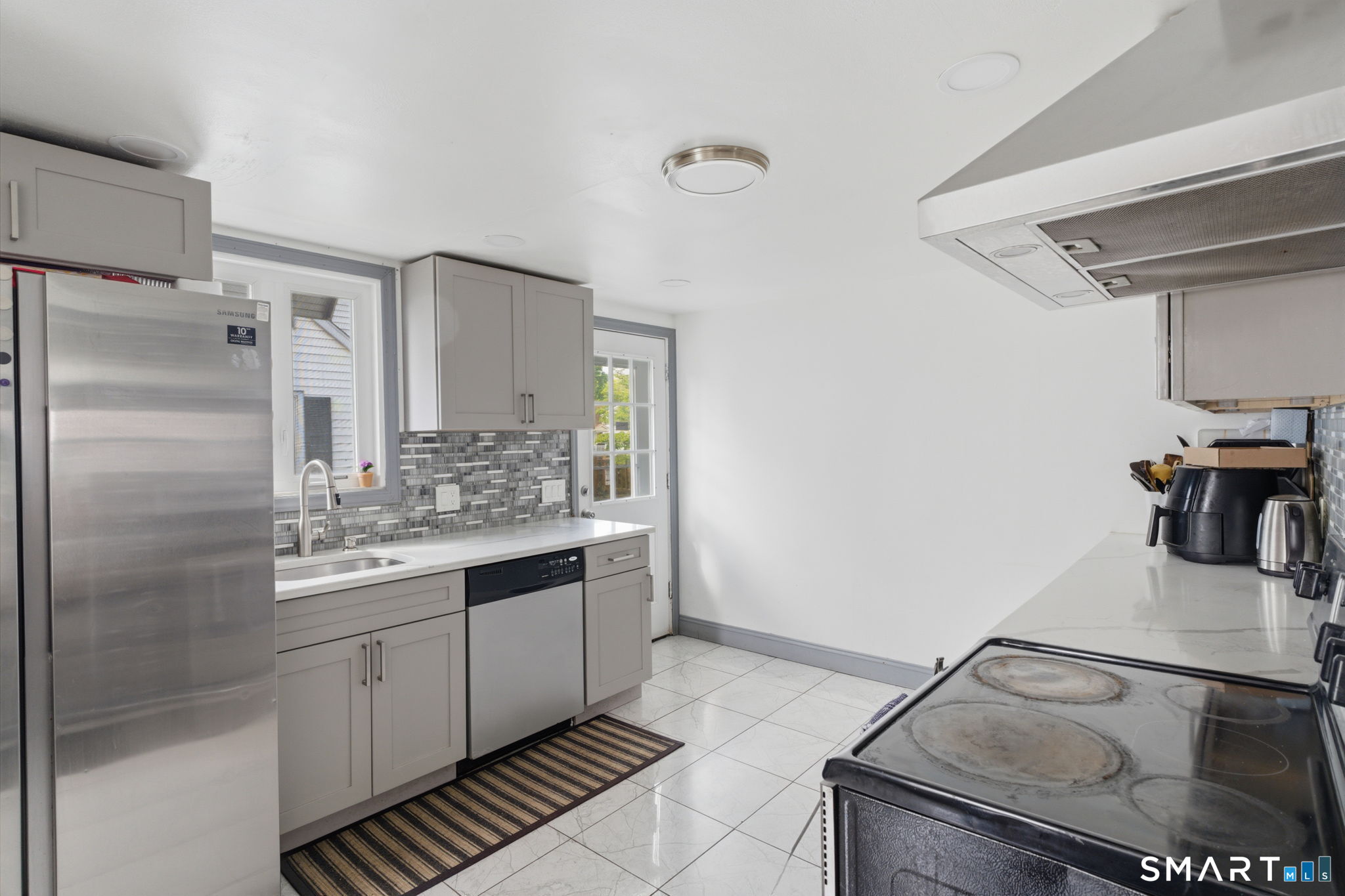 64 Mckinley Street Manchester CT 06040