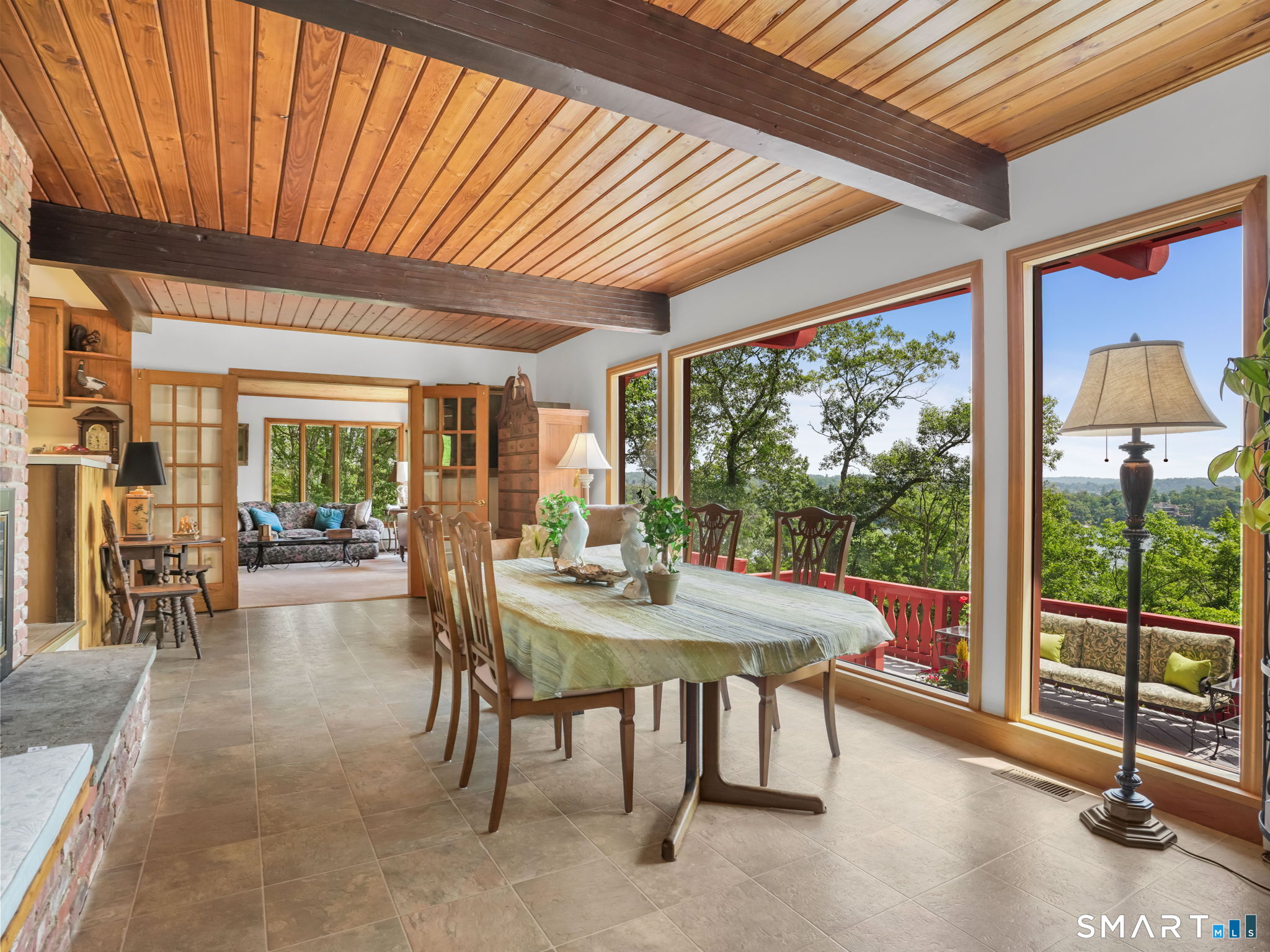 89 Wood Creek Road New Fairfield CT 06812