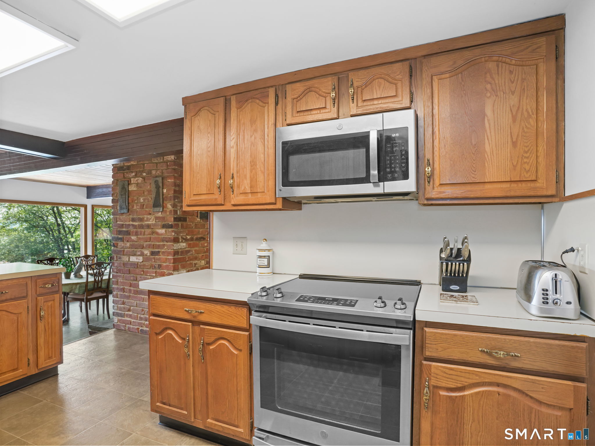 89 Wood Creek Road New Fairfield CT 06812