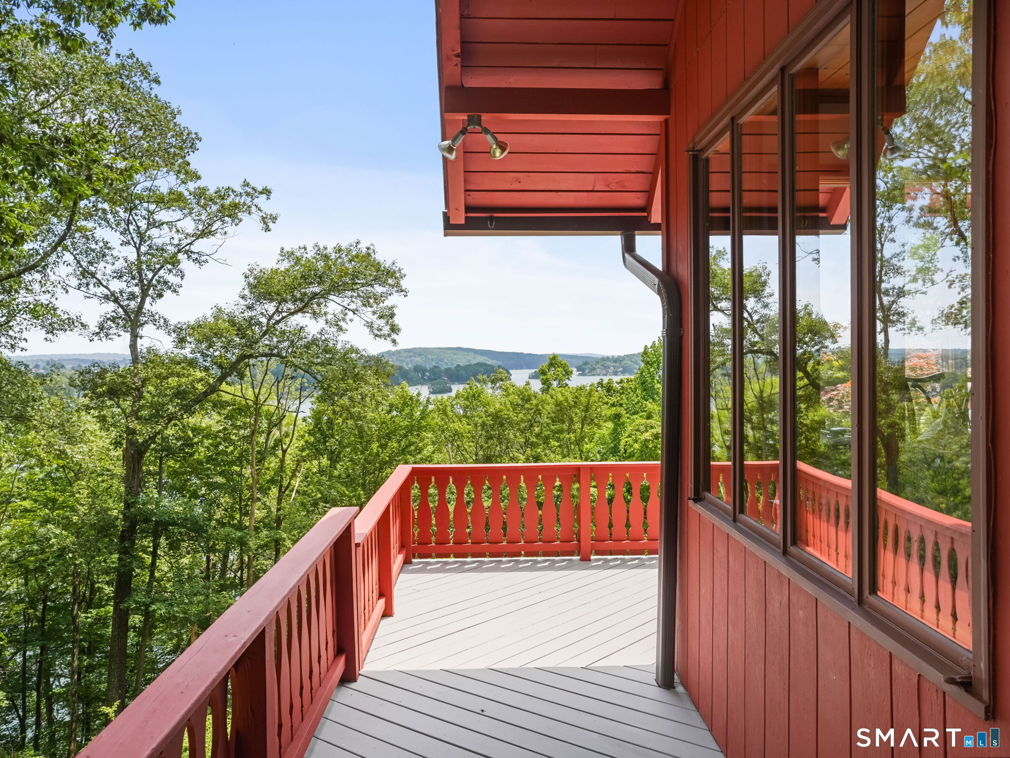 89 Wood Creek Road New Fairfield CT 06812
