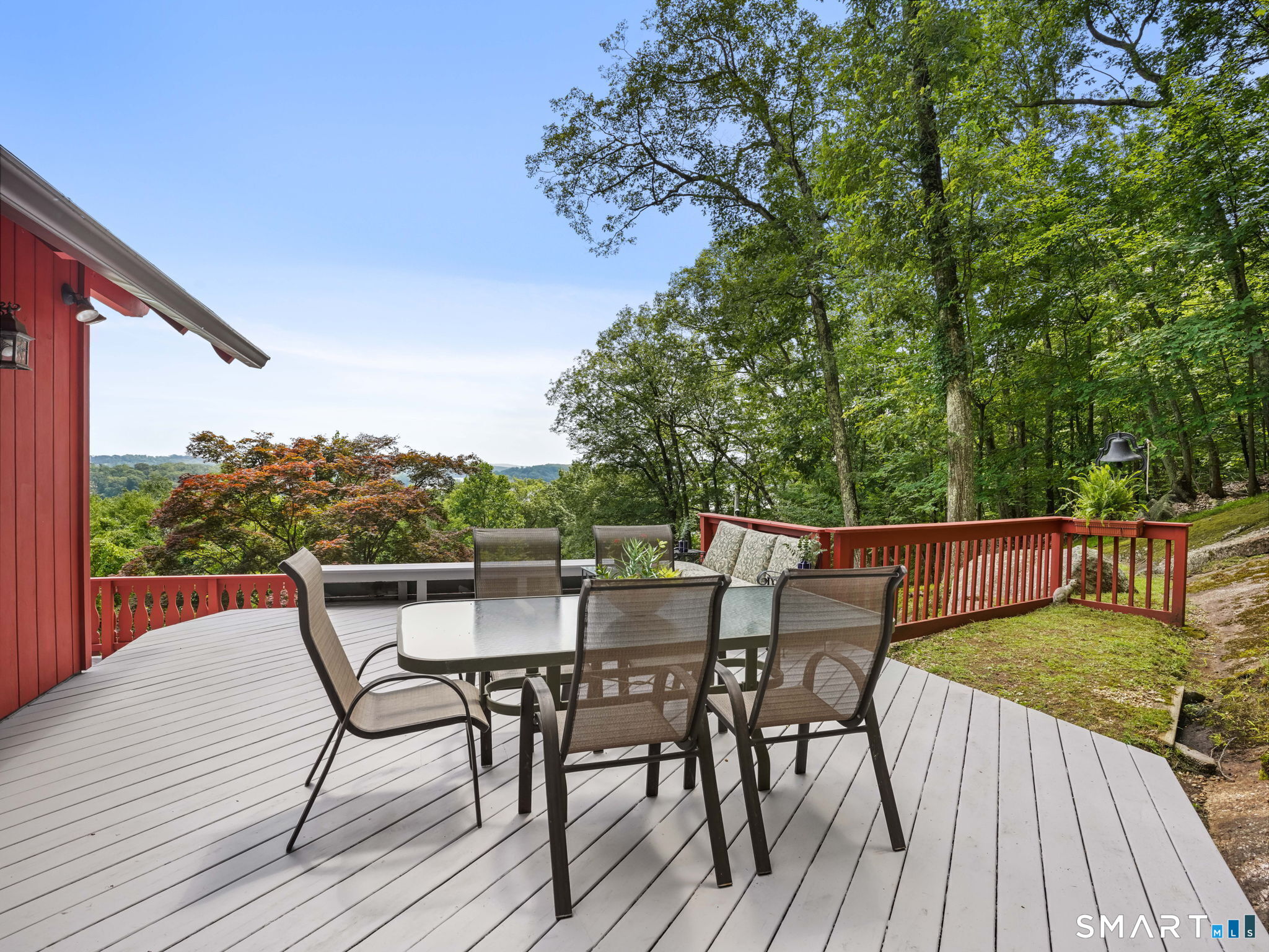 89 Wood Creek Road New Fairfield CT 06812