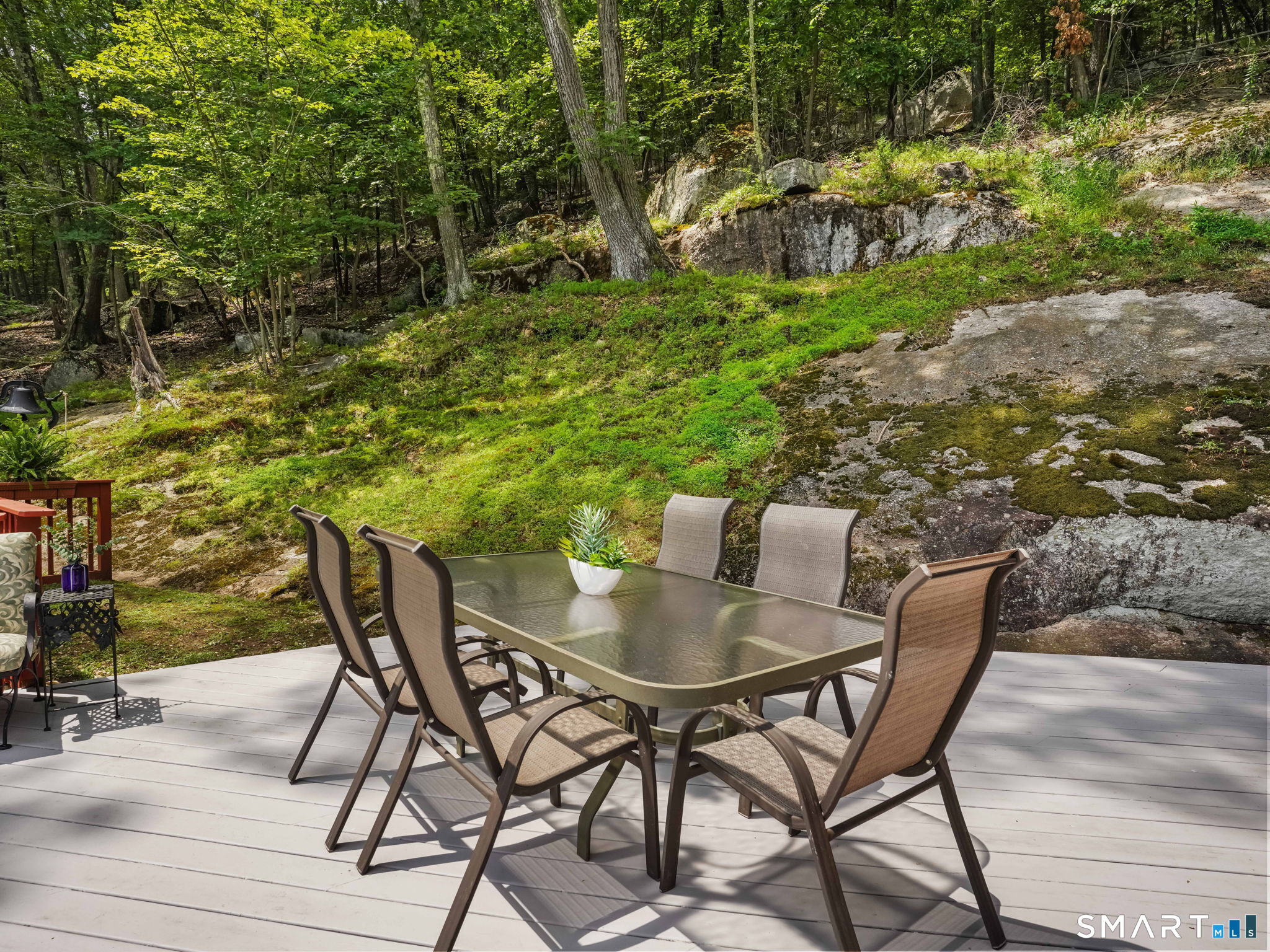 89 Wood Creek Road New Fairfield CT 06812