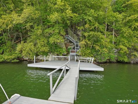 89 Wood Creek Road New Fairfield CT 06812