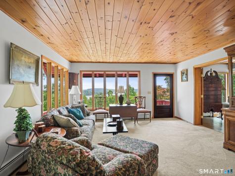 89 Wood Creek Road New Fairfield CT 06812