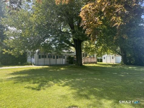 22 Robin Road Colchester CT 06415