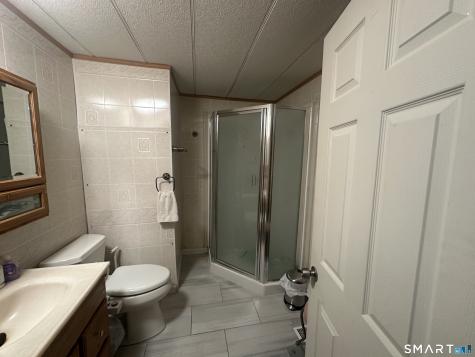 22 Robin Road Colchester CT 06415