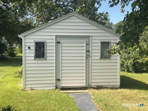 22 Robin Road Colchester CT 06415