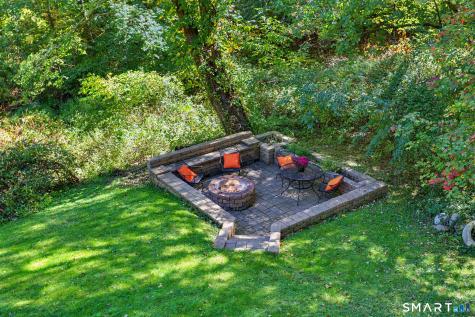 9 Raymond Lane Shelton CT 06484