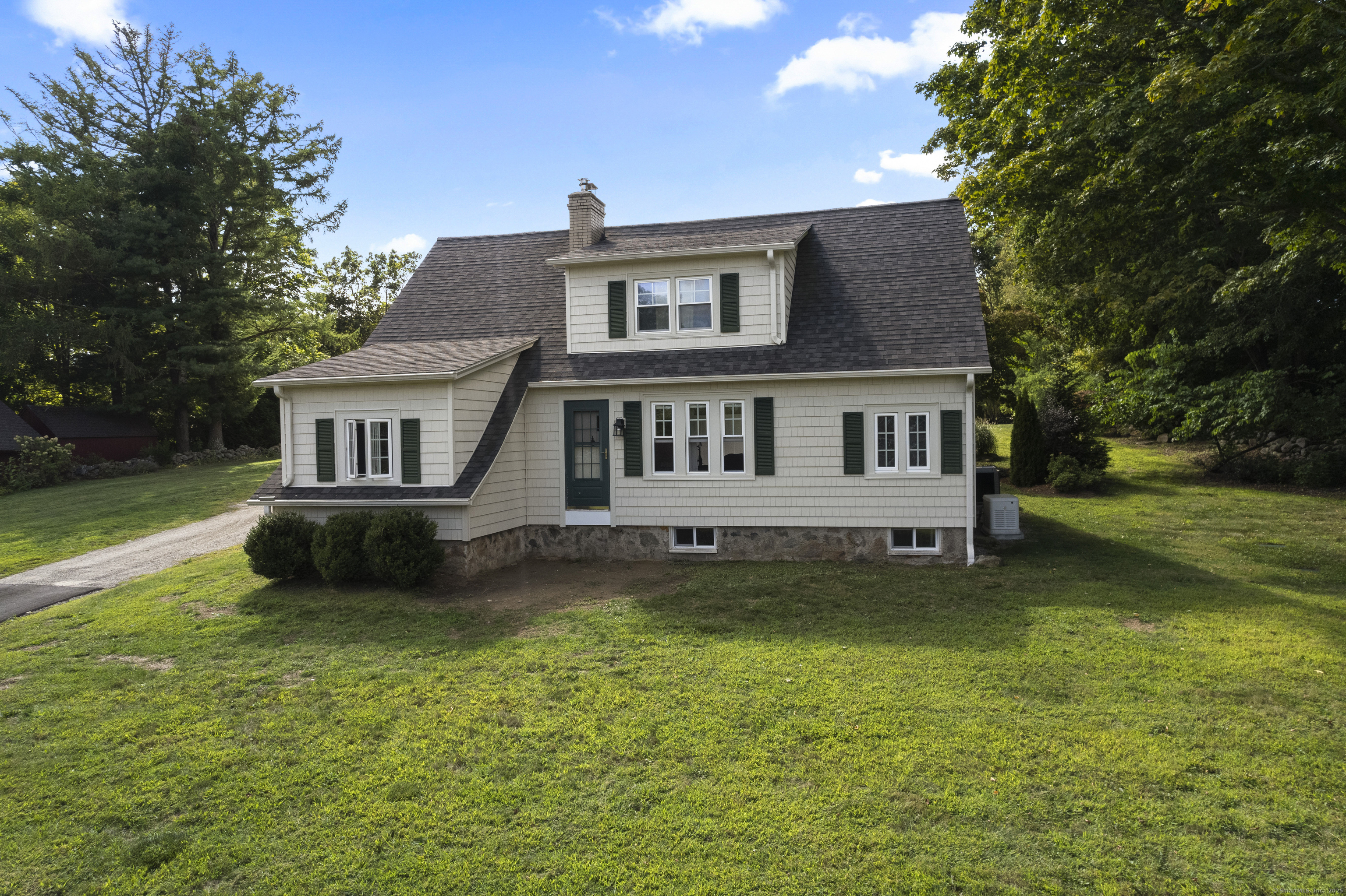 587 Taugwonk Road Stonington CT 06378