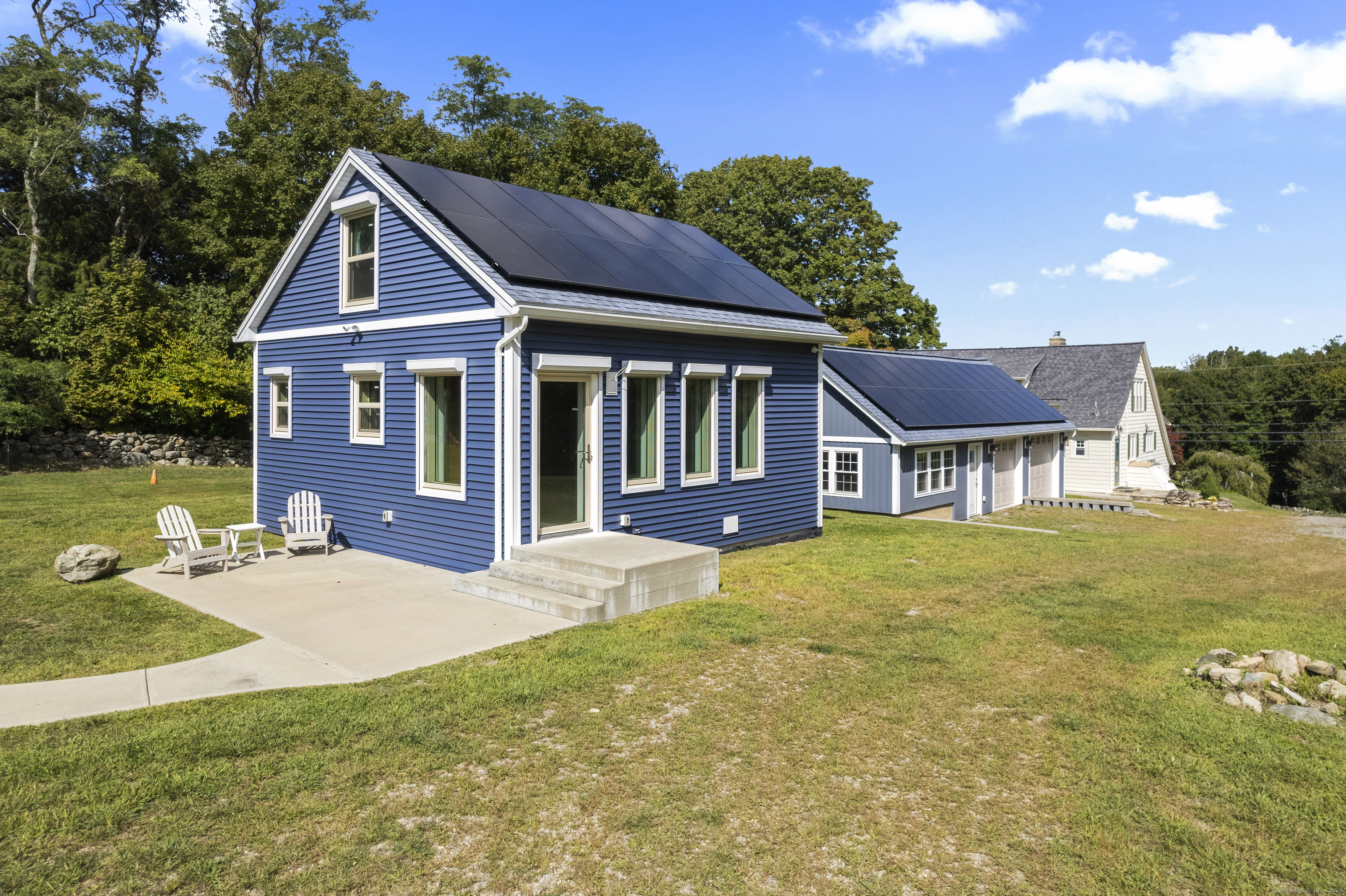 587 Taugwonk Road Stonington CT 06378