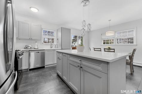 10 Maple Drive Greenwich CT 06870