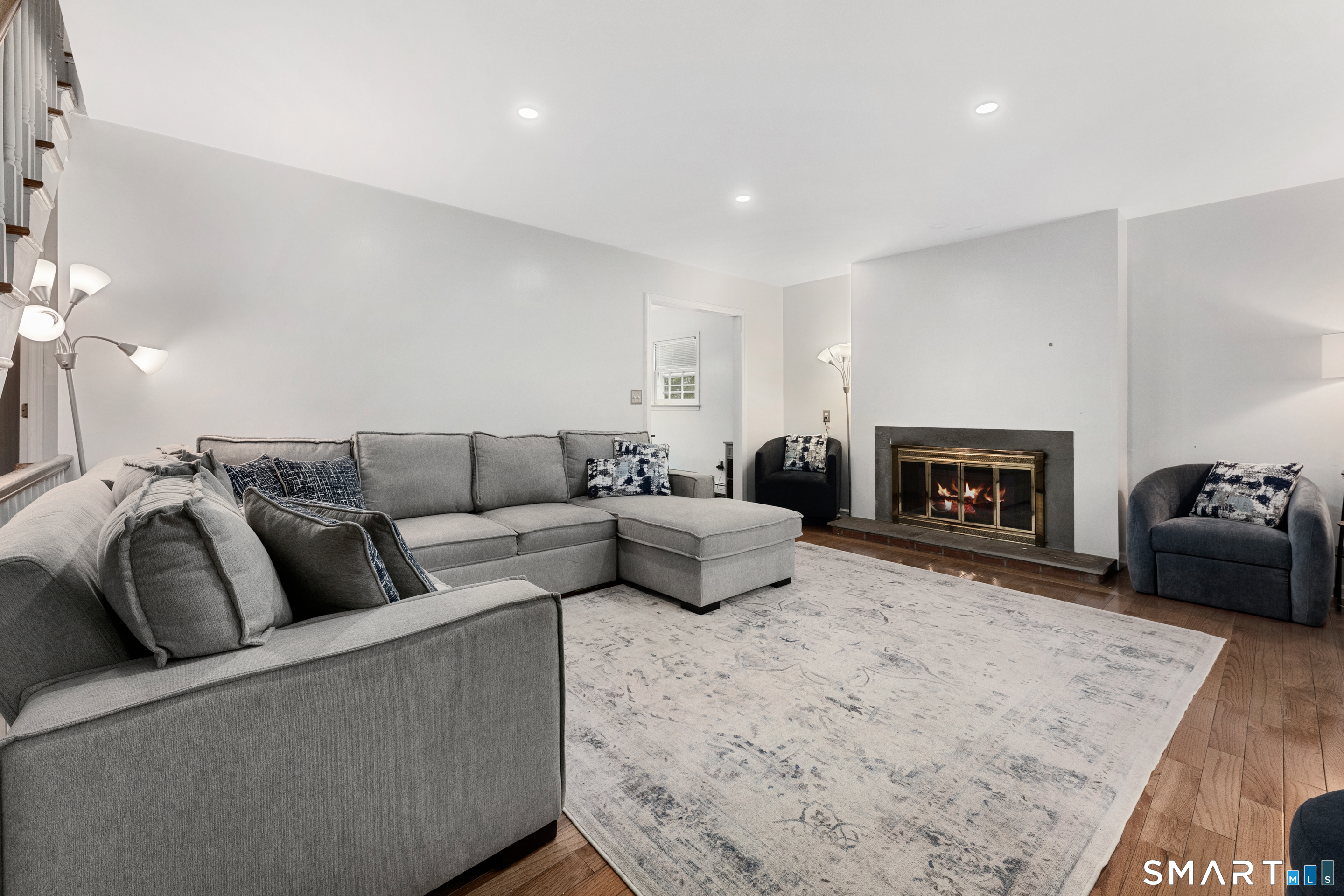 10 Maple Drive Greenwich CT 06870