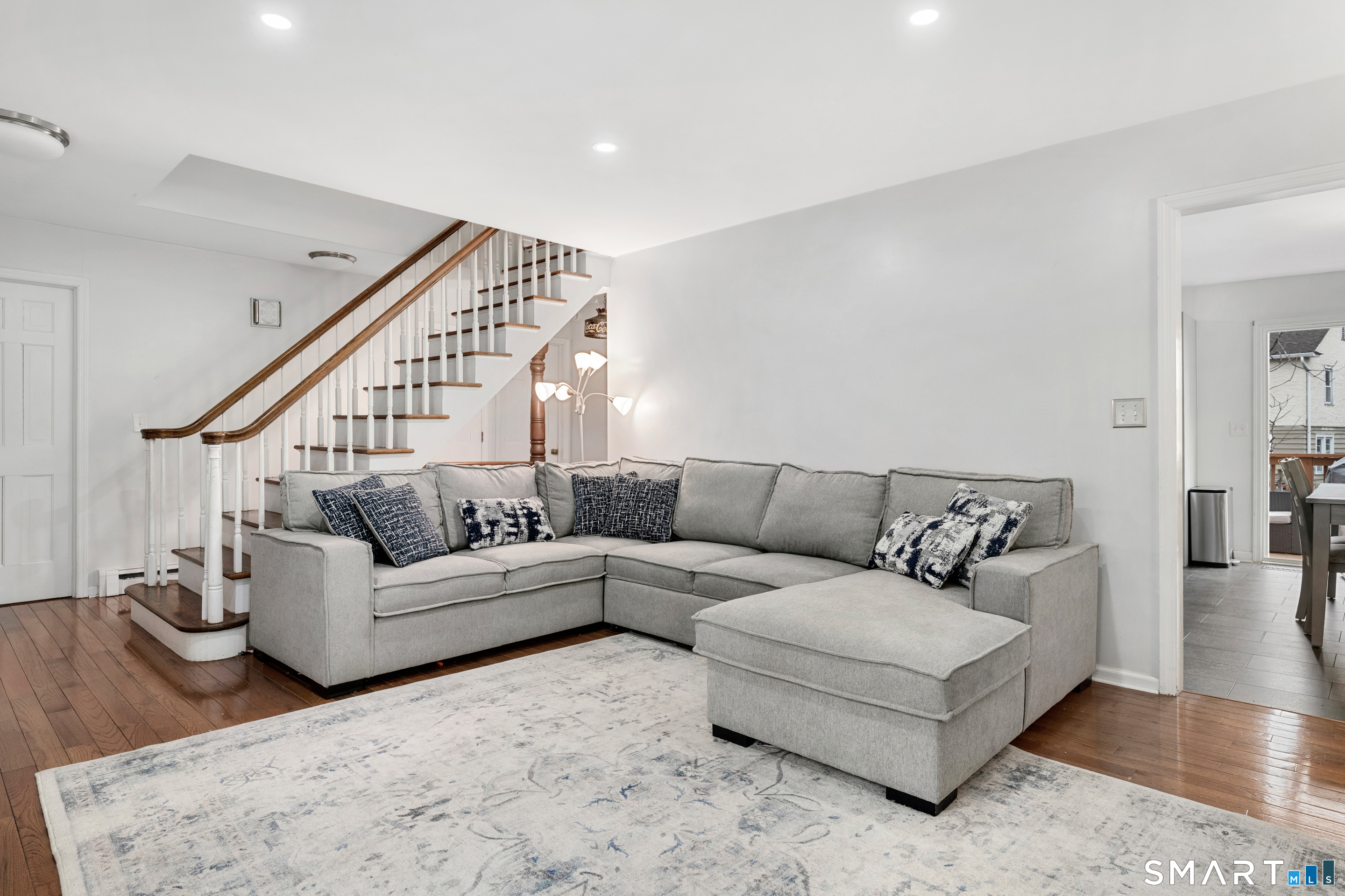 10 Maple Drive Greenwich CT 06870