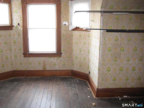 14 Sturtevant Avenue Norwich CT 06360