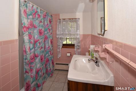 16 Grandview Terrace Vernon CT 06066