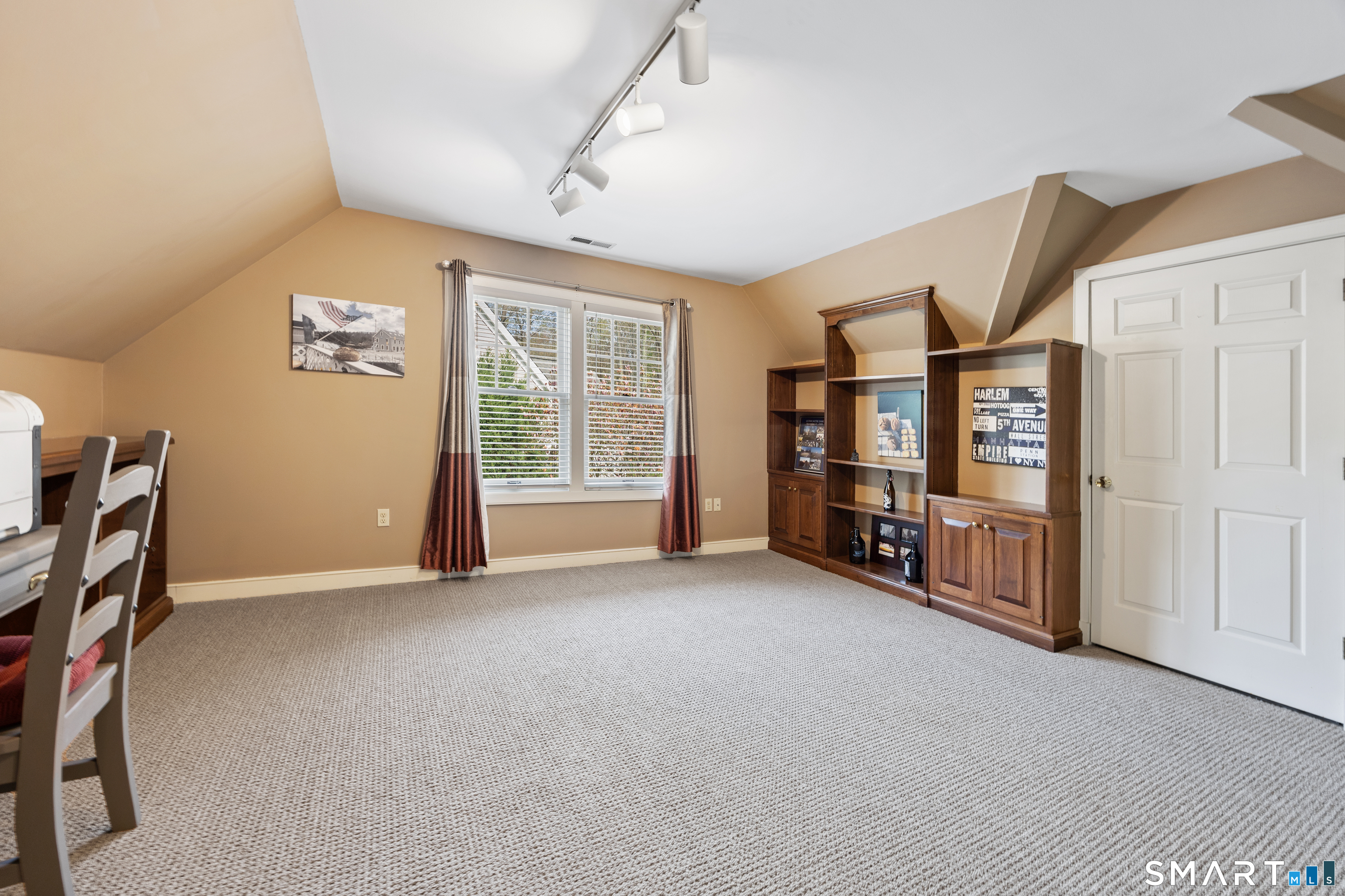 456 Castle Glenn Cheshire CT 06410