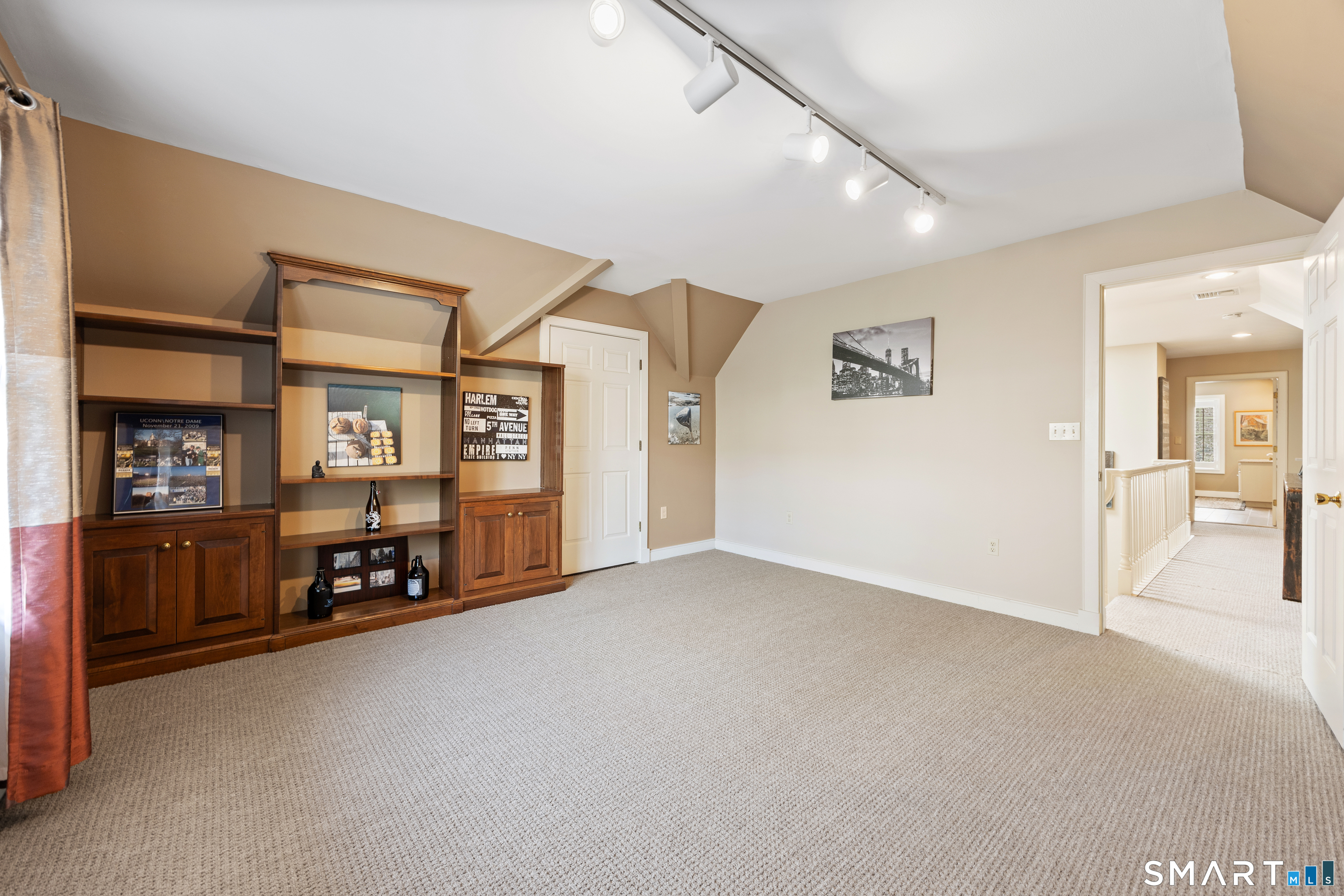 456 Castle Glenn Cheshire CT 06410