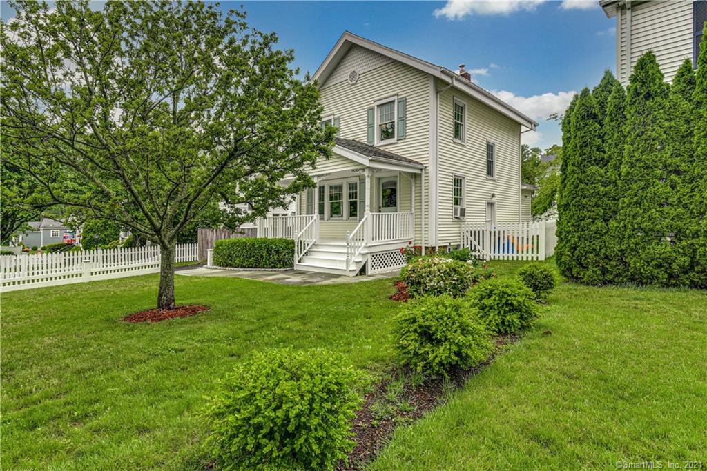 344 West Avenue Darien CT 06820