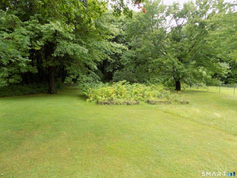 67 West District Road Farmington CT 06085