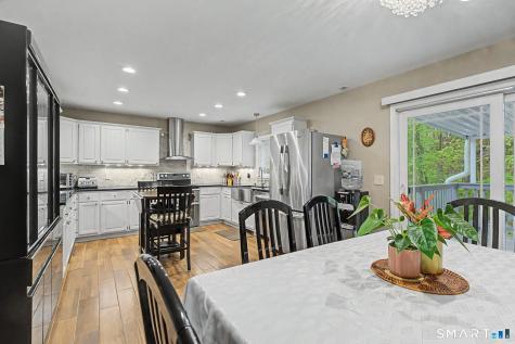 16 Kings Highway Ledyard CT 06335