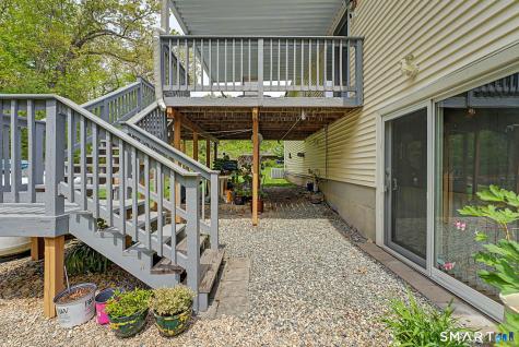 16 Kings Highway Ledyard CT 06335