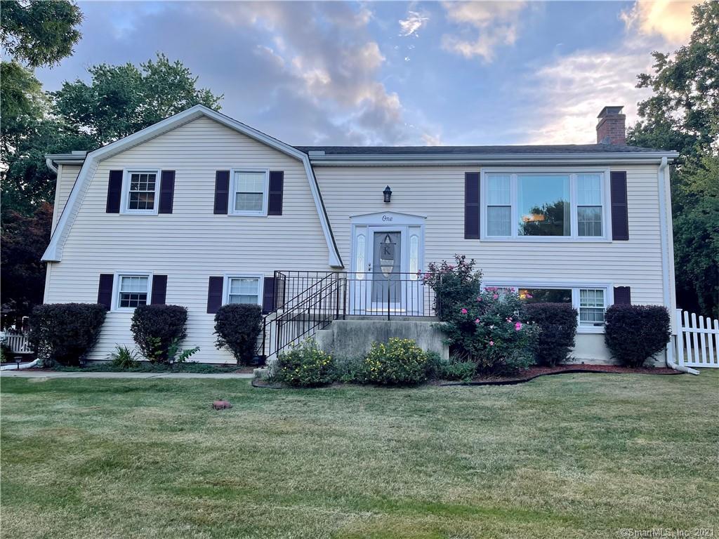 1 Horseshoe Drive East Granby CT 06026
