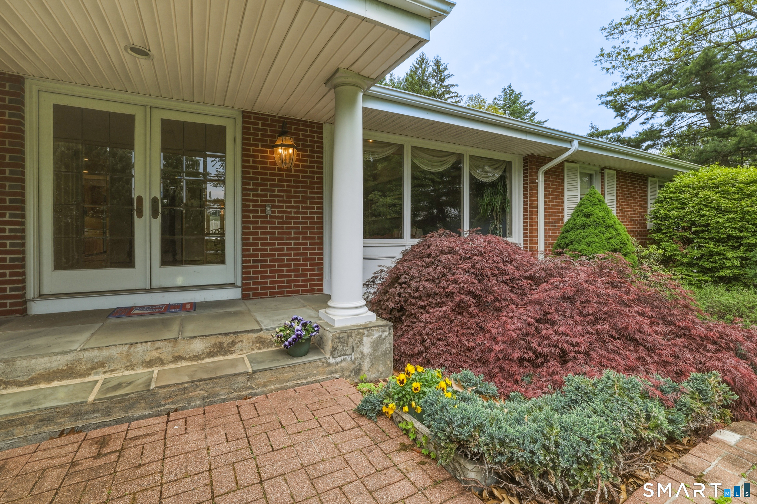 12 Mountain Farms Road West Hartford CT 06117