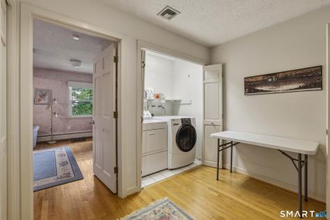 12 Mountain Farms Road West Hartford CT 06117