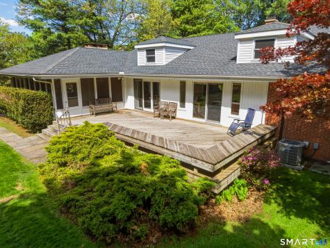 12 Mountain Farms Road West Hartford CT 06117
