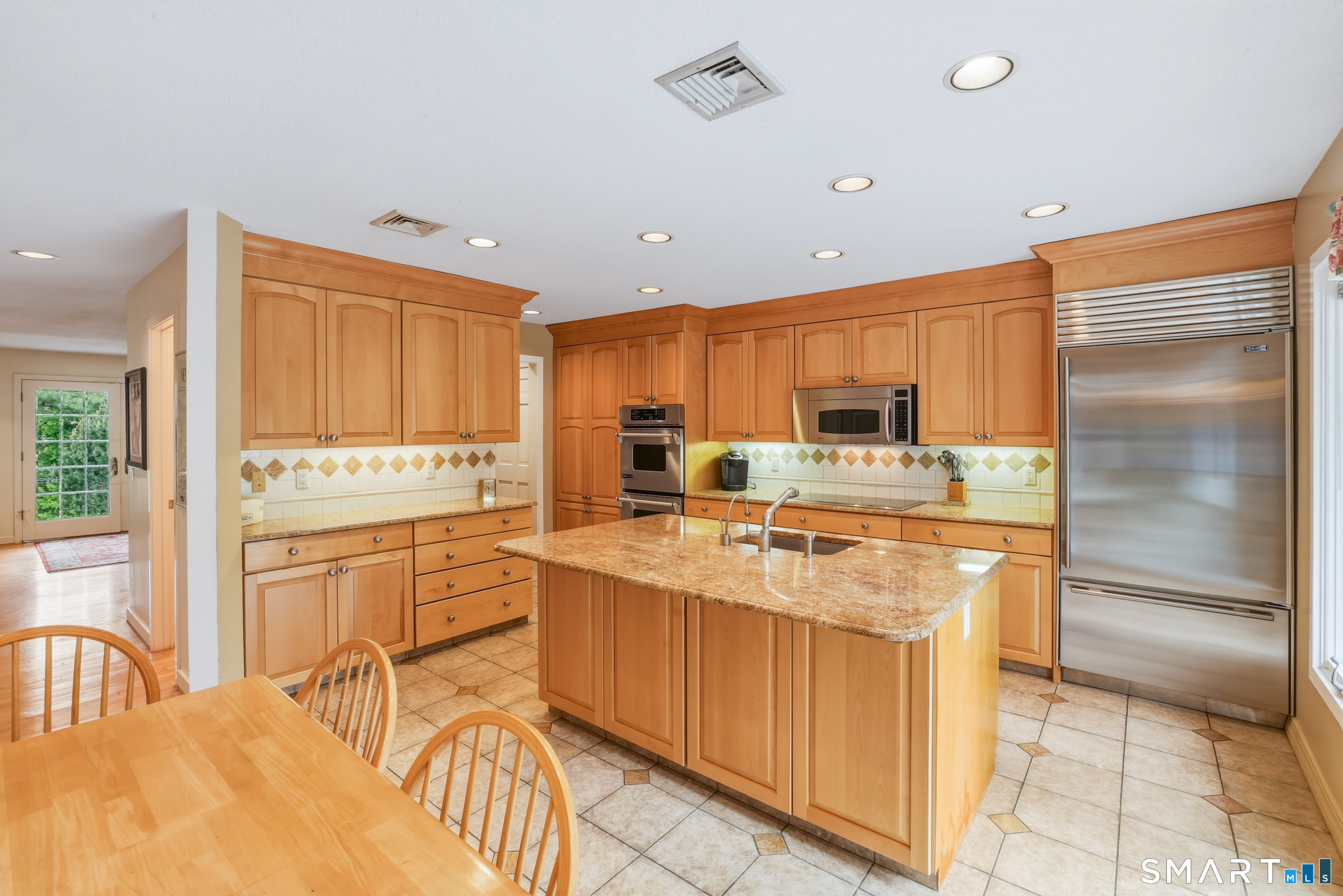 12 Mountain Farms Road West Hartford CT 06117