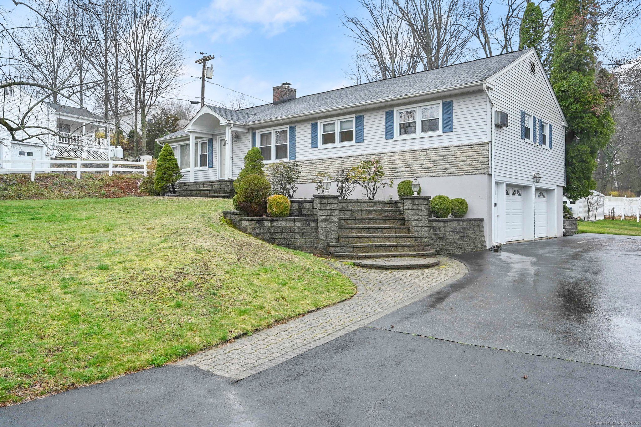 10 Field Road Danbury CT 06811
