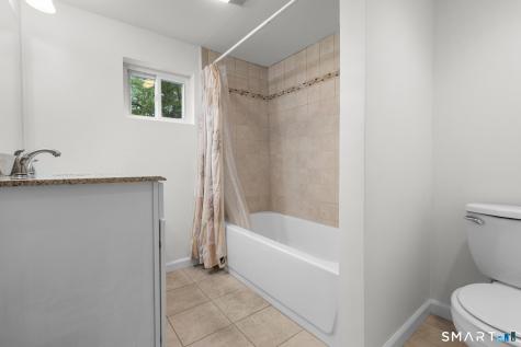 89 Book Hill Road Essex CT 06426