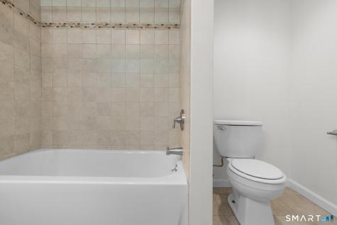 89 Book Hill Road Essex CT 06426