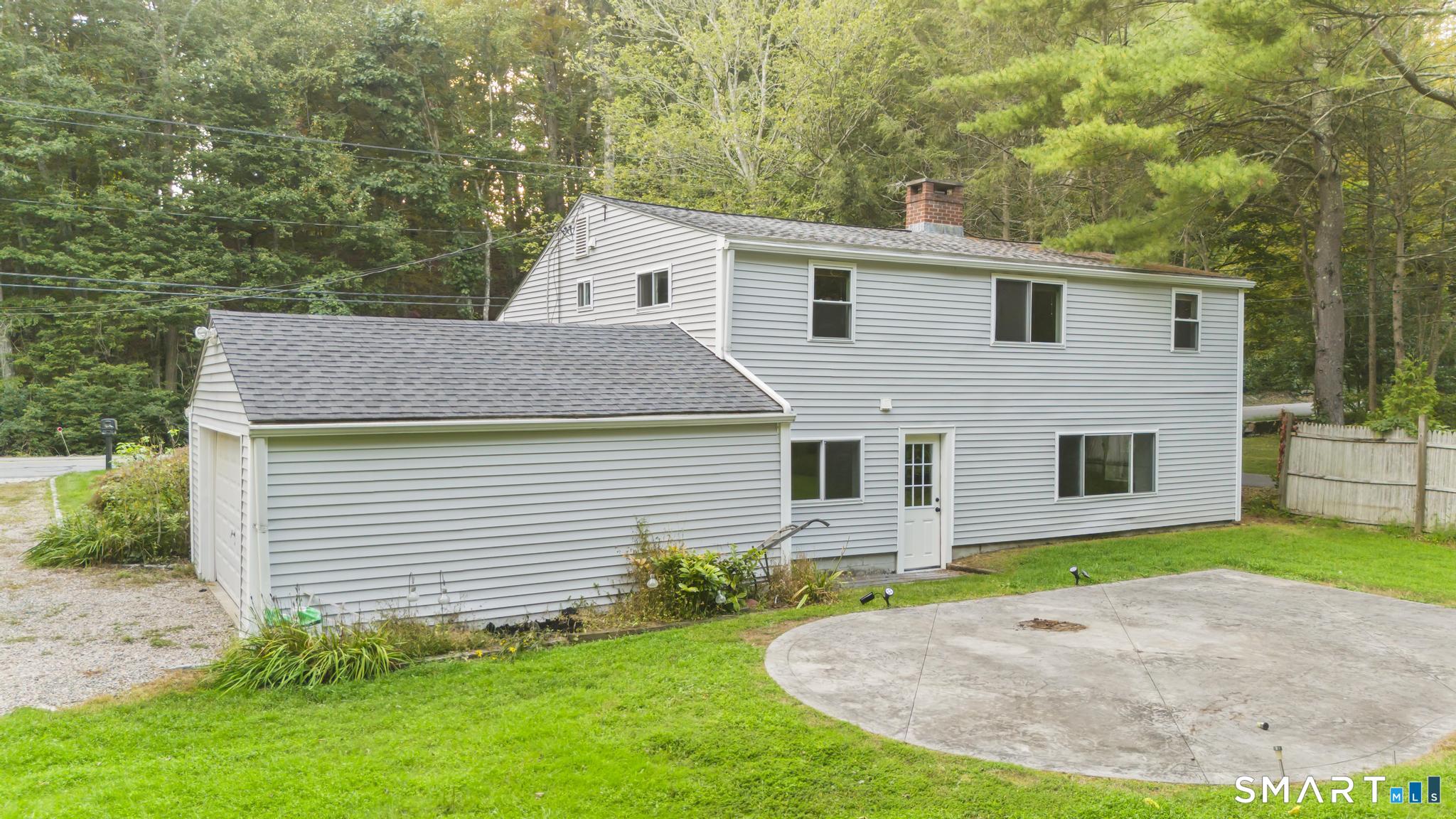 89 Book Hill Road Essex CT 06426