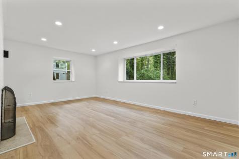 89 Book Hill Road Essex CT 06426